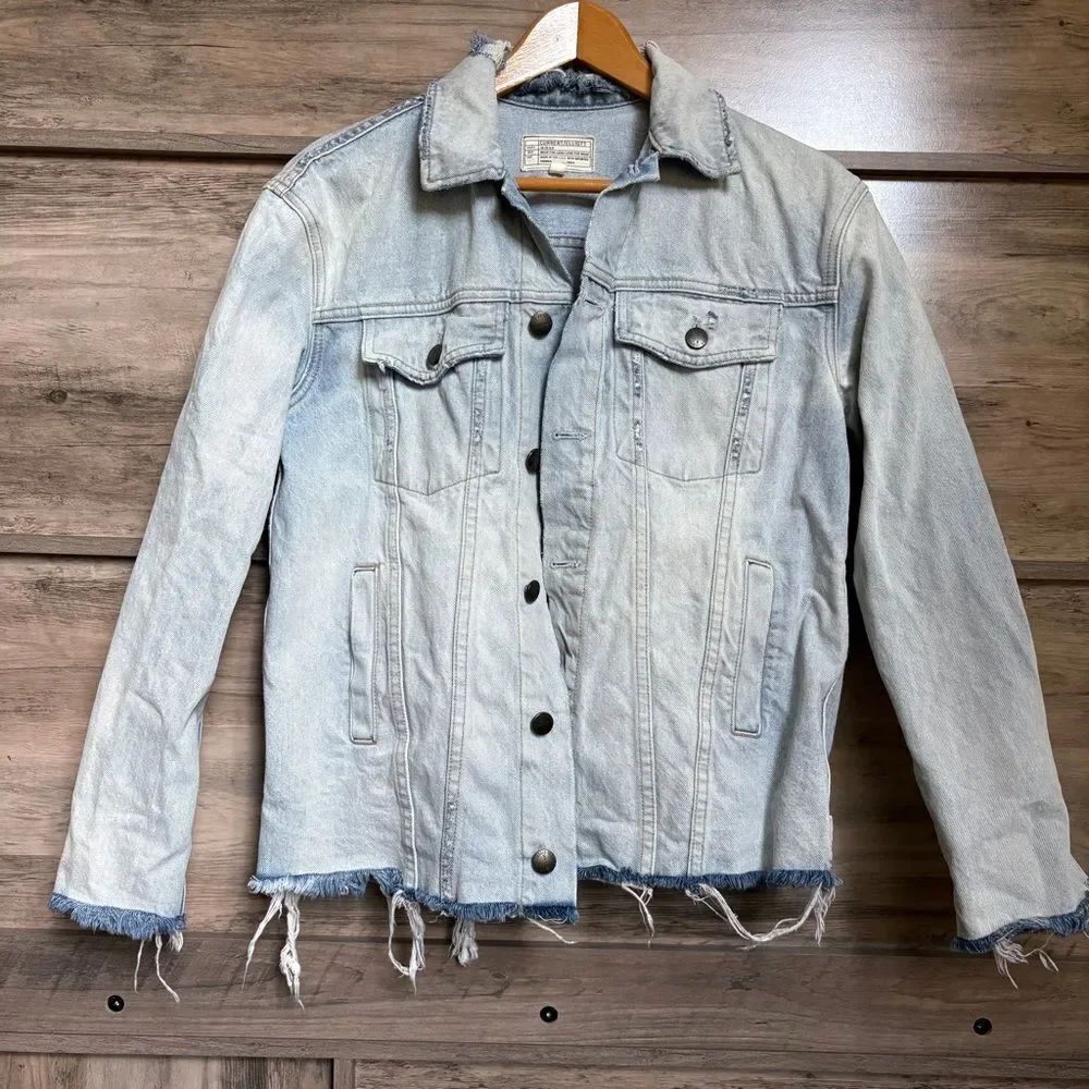 Current Elliott Light Wash Denim Jacket Vintage Boyfriend Trucker Frayed Luxury